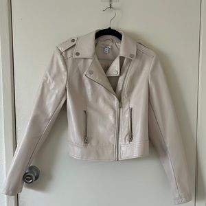 Never worn Bar III XS faux leather Cream jacket